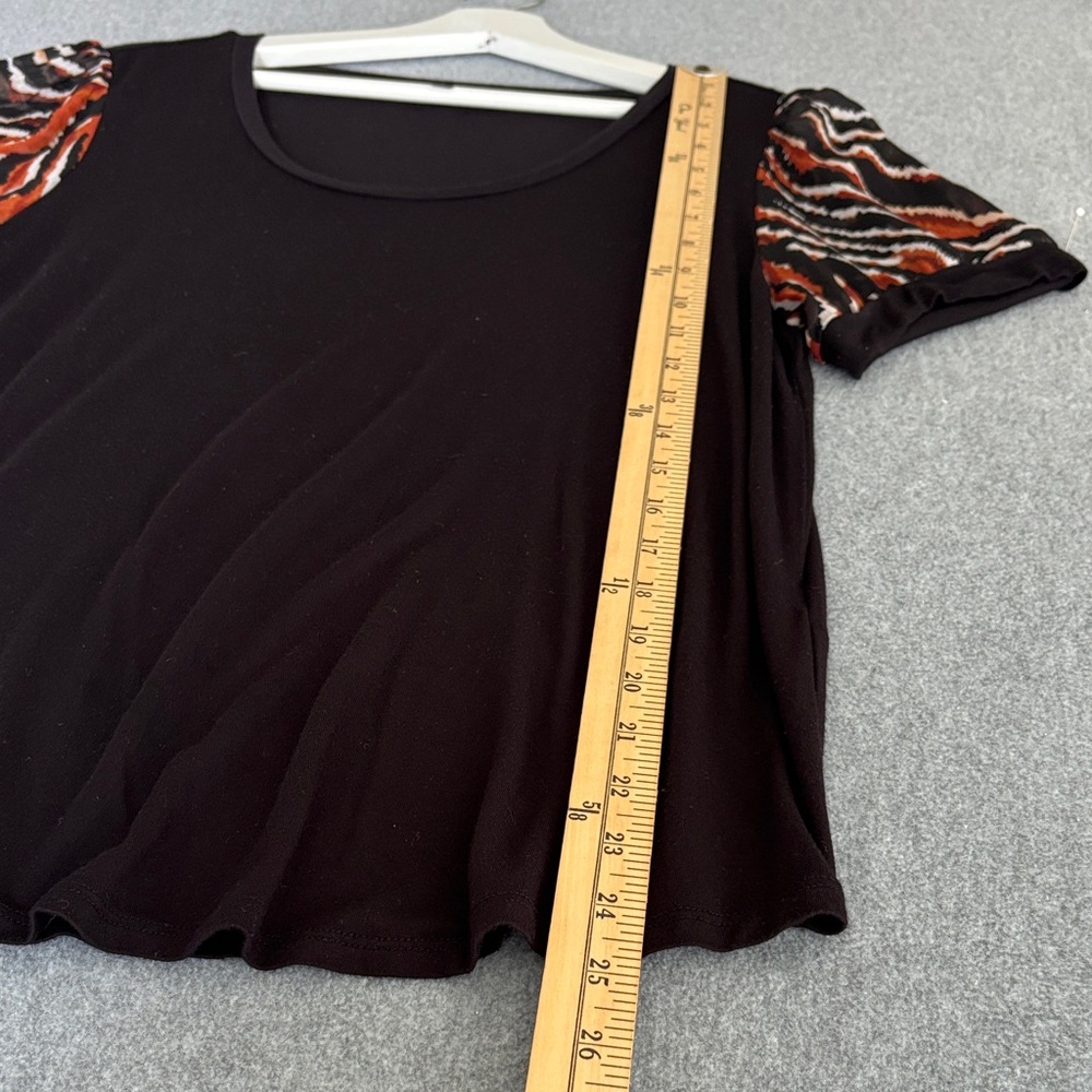 DKNY Black Top with Orange Zebra Print Sleeves - Picture 3 of 6
